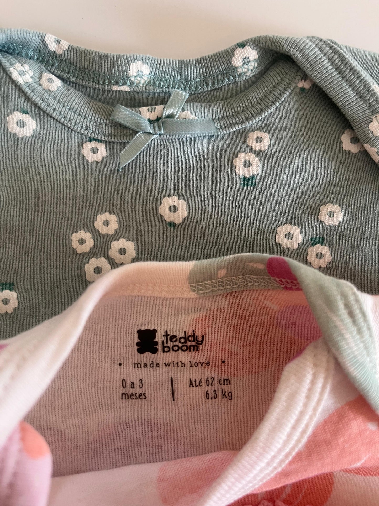 Kit com 3 bodys Teddy boom coleção flores