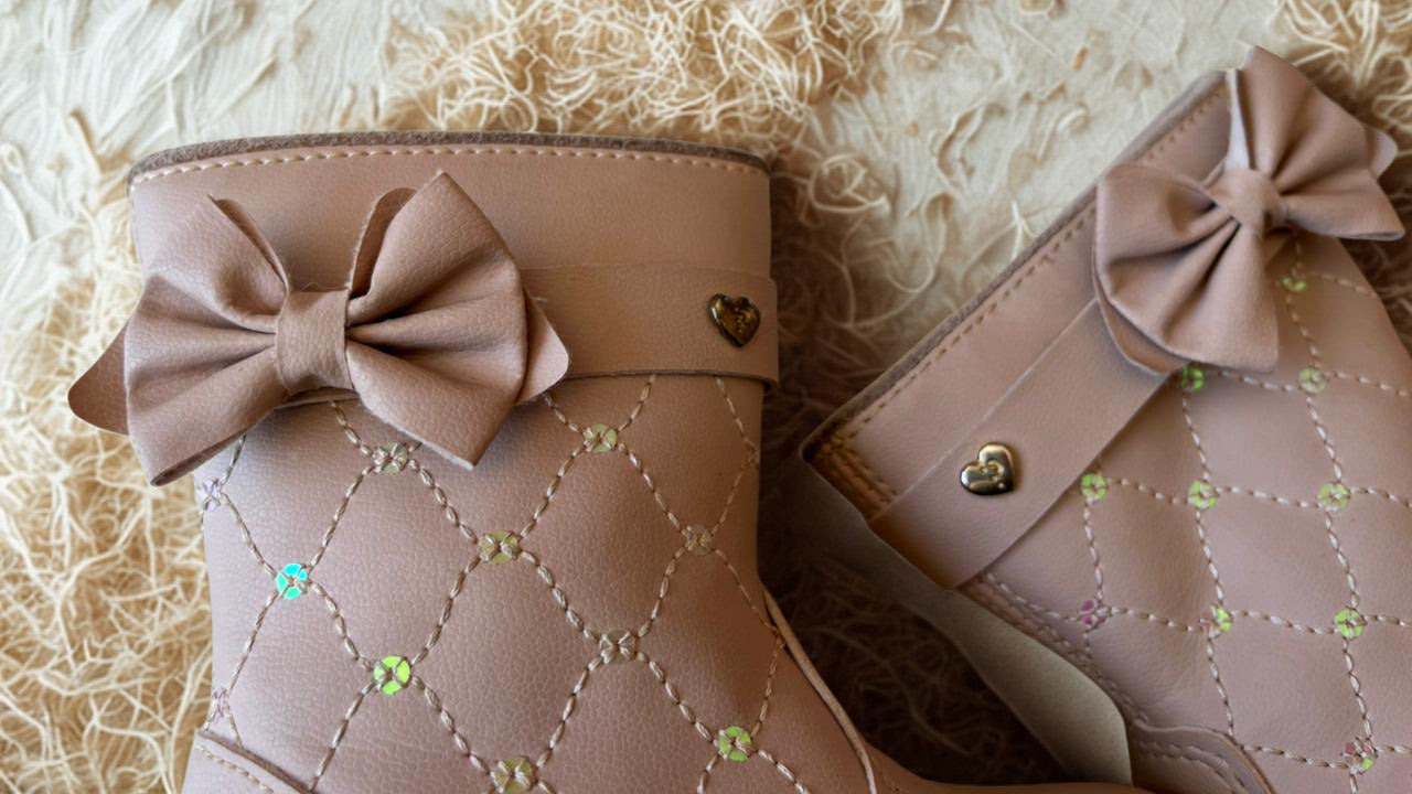 Bota Infantil Bebê Menina Laço e Matelassê- Tamanho 21