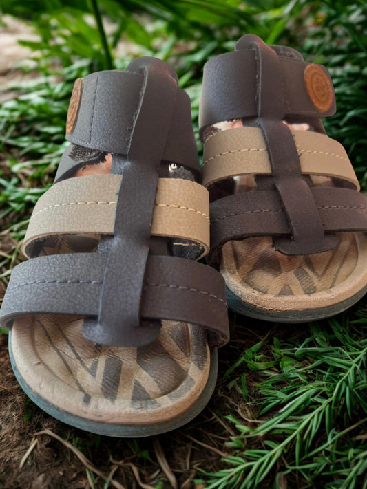 sandália infantil masculina da marca Molekinho- Tamanho 20