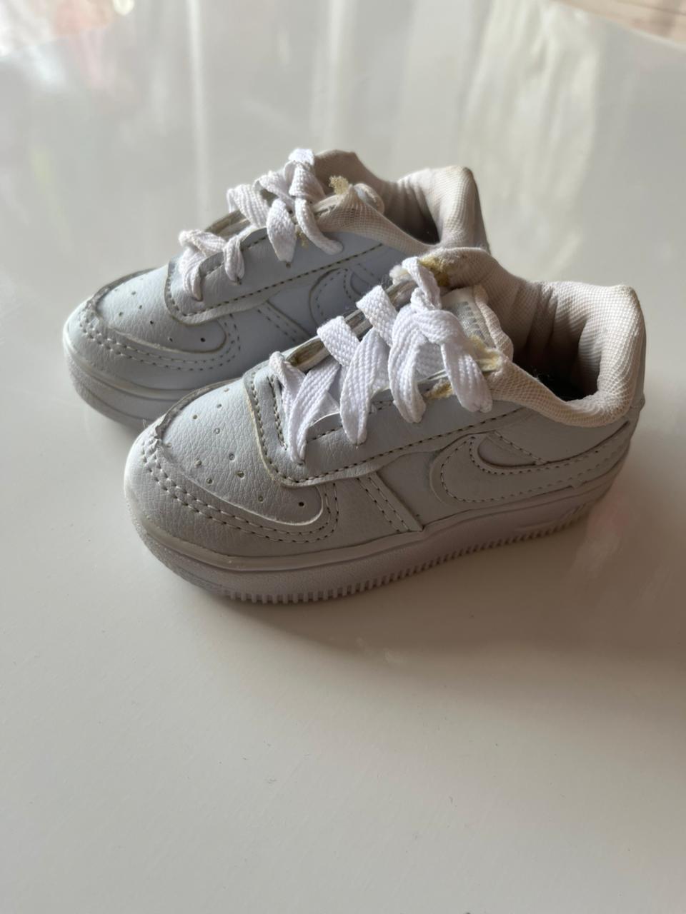 tênis nike air force branco  infantil baby- Num 20