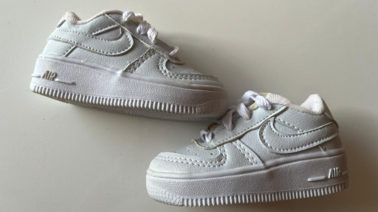 tênis nike air force branco  infantil baby- Num 20