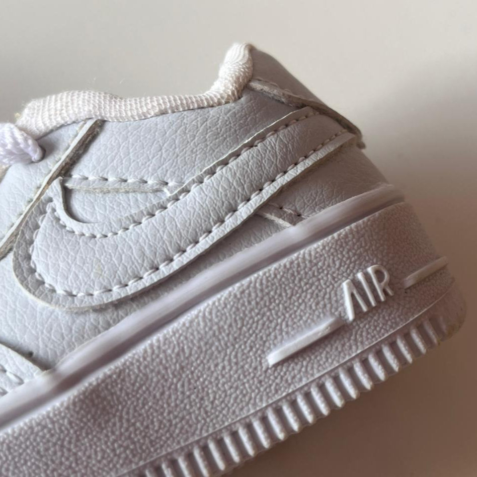 tênis nike air force branco  infantil baby- Num 20